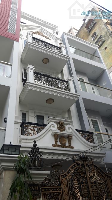 Mặt tiền Lý Thái Tổ (Q10), 4.2x20m, nở hậu, 5 tầng, giá 24 tỷ