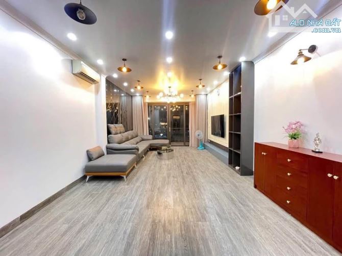Anh Trung bán nhà 5t,58m tại Hà Trì,Hà Đông, t/máy , ô tô đỗ cửa chỉ 9t