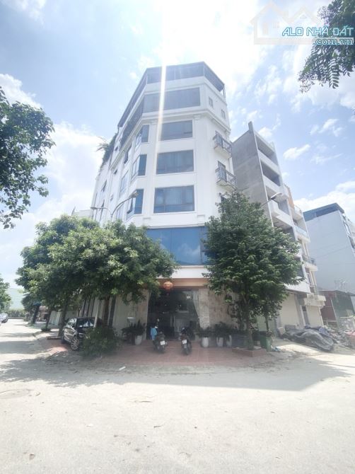VẠN PHÚC LÔ GÓC 65M2 – MẶT TIỀN RỘNG – VIEW HIMLAM – VƯỜN HOA – NHÀ 7 TẦNG THANG MÁY