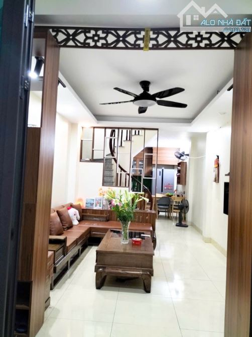 BÁN NHÀ VĂN PHÚ - LÔ GÓC - 3 THOÁNG - CÁCH Ô TÔ 30M - ĐẦY ĐỦ CÔNG NĂNG - 40M -7.8 TỶ