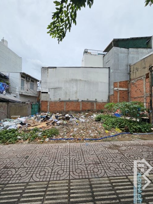 Bá,n gấp lô đất mặt tiền kinh doanh, Phạm Văn Đồng, Bình Thạnh, 80m2, ngang hiếm 10m, chỉ