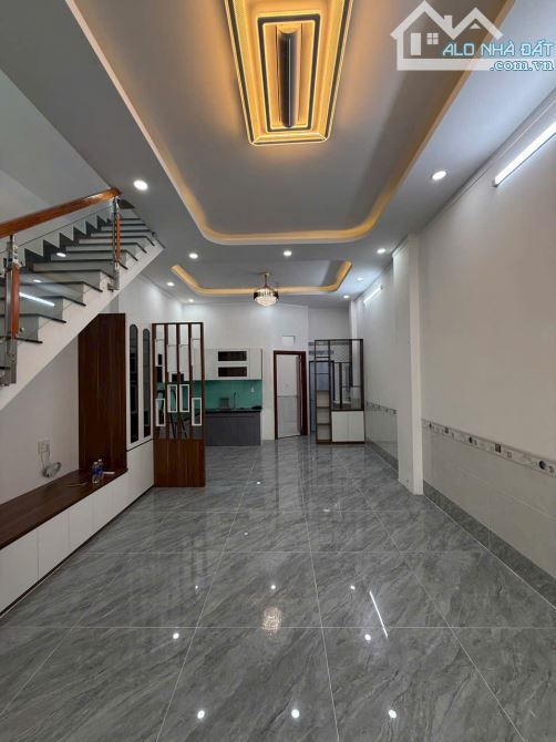 Bán nhà 1 trệt 1 lầu 3 phòng ngủ mới đẹp phường Hóa An