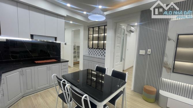 CC N03 Trần Quý Kiên - Dịch Vọng 2PN 1WC 55m2 giá 4,2 tỷ cực hot! Gần các trường Đại Học C