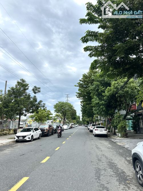 Bán Lô Góc 2MT Tiểu La. Vị Trí Kinh Doanh Siêu Đắc Địa. DT 161m2, Ngang 14M. Giá 23,5 Tỷ