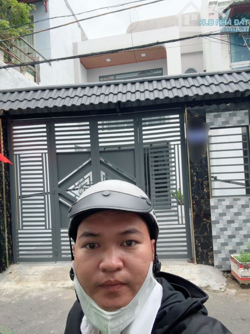 Bán nhà phố 2 tầng BTCT, 5 x 20 , ô tô ngủ trong nhà còn mới xách vali vào ở ngay