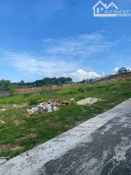 ần bán lô đất đẹp làng chùa Đại Ninh ở Phú Hội nay thuộc xã Đức Trọng