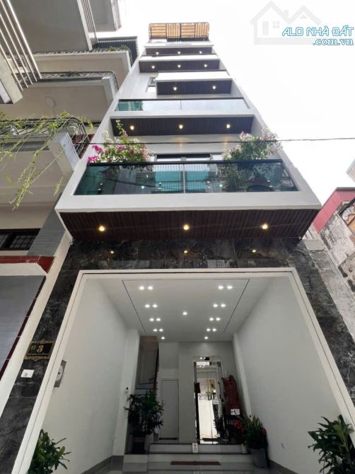 BÁN NHÀ 7 TẦNG THANG MÁY – Ô TÔ NGỦ TRONG NHÀ – VỊ TRÍ VIP NGUYỄN VĂN CỪ – LONG BIÊN
