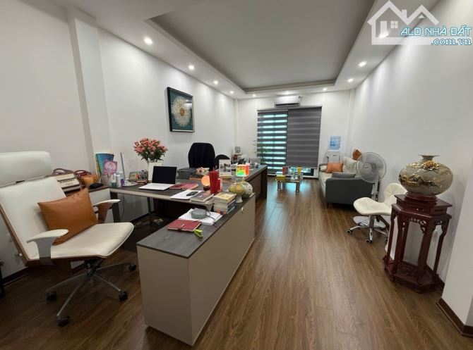 BÁN TÒA VĂN PHÒNG PHỐ PHAN ĐÌNH GIÓT - 70M2 - 7 TẦNG THANG MÁY - 4.3M MT - 26 TỶ - HIẾM