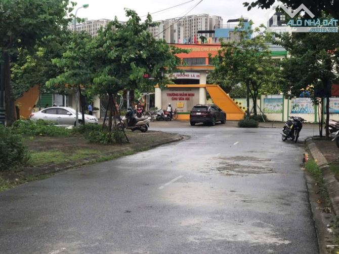 Bán gấp đất Tái Định Cư Tứ Hiệp ,ô tô ,phân lô ,vỉa hè ,kinh  doanh đỉnh giá 7.35 tỷ