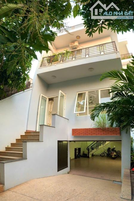CHO THUÊ NHÀ 1 TRỆT 2 Lầu . Đường Nam Kỳ Khởi Nghĩa P.Vũng Tàu 12Tr