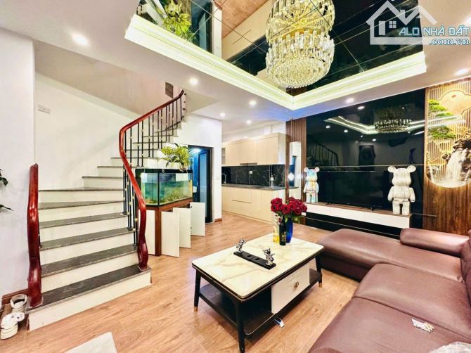 NGÕ NÔNG ĐẸP - NHÀ MỚI - NỘI THẤT ĐẸP - CÓ SÂN RỘNG-Trần Khát Chân 34 m, 4 tầng, mt 3 m