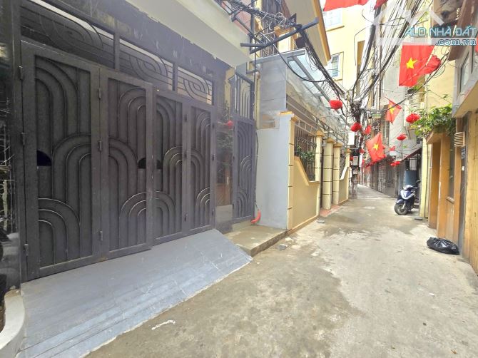 Siêu Phẩm Dòng Tiền! Cầu Giấy,15 Phòng,Ngõ Rộng,Thang Máy,DT: 60m2 x 6Tầng,Giá:16.8 tỷ