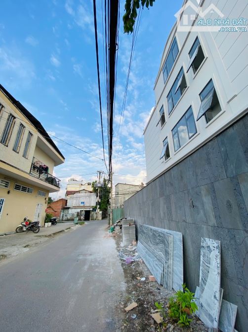 Nhà 2 tầng mặt tiền đường số – Gần Bưng Ông Thoàn, Phú Hữu, Quận 9 – 73m² chỉ 3.9 tỷ