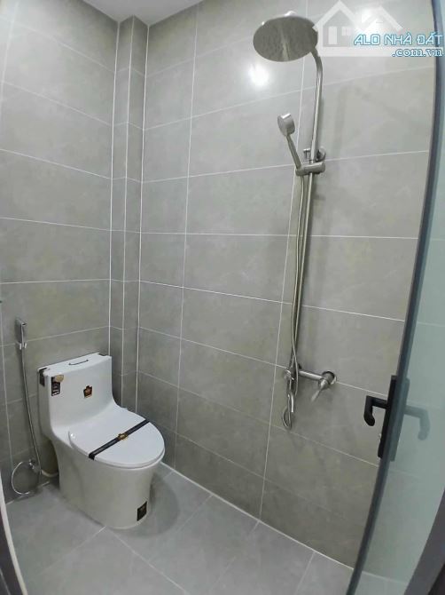 Bán nhá hẻm xe hơi dương bá trạc 31m2 4 tầng 3PN 3wc sân thượng giá 5 tỷ 4