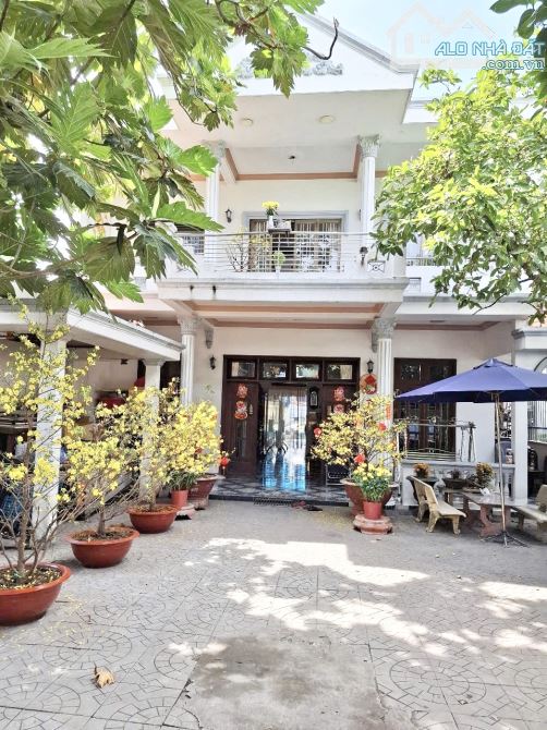 Nhà Vườn 2310m2 mặt tiền đường CMT8 P. Hưng Định Thuận An Bình Dương.