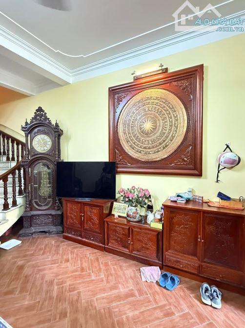 Hiếm Có - Ngõ Ô tô Thông - Đào Tấn - Ba Đình - Dt :66m2/4tầng/5,2mMt*nhỉnh 16tỷ