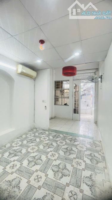 NHÀ ĐẸP PHẠM VĂN ĐỒNG - GẦN CÔNG VIÊN GIA ĐỊNH - 55M2 - 2 TẦNG - NHỈNH 6 TỶ - GÒ VẤP .