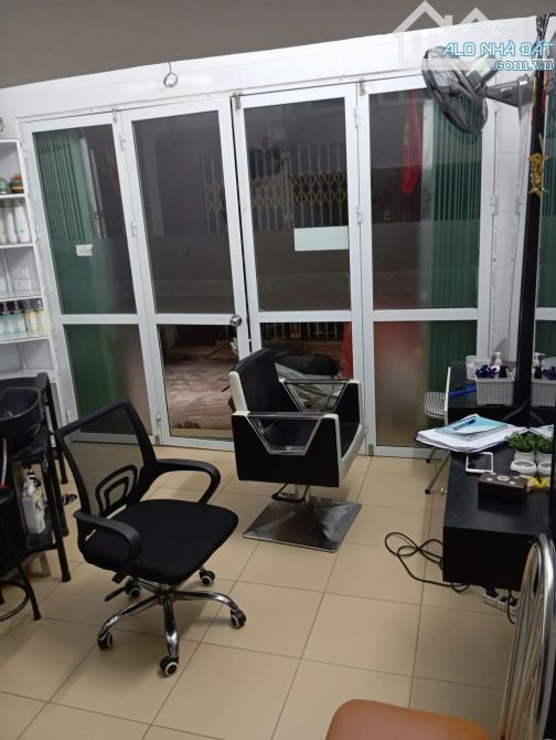 GIÁ HIẾM CÓ! NHÀ TRUNG TÂM ĐỐNG ĐA - TÔN ĐỨC THẮNG 4 TỶ 25M², 4 TẦNG, MT 3.5- NGÕ THÔNG