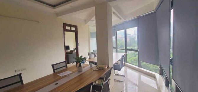 CẦU GIẤY LÔ GÓC - PHÂN LÔ - VỈA HÈ - Ô TÔ TRÁNH - CẦU GIẤY - KINH DOANH ĐỈNH - GIÁ 33 TỶ.