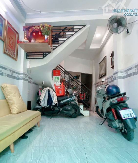 BÌNH THẠNH SÁT Q1 46M2, 3 TẦNG 4PN, 4.X TỶ THƯƠNG LƯỢNG.