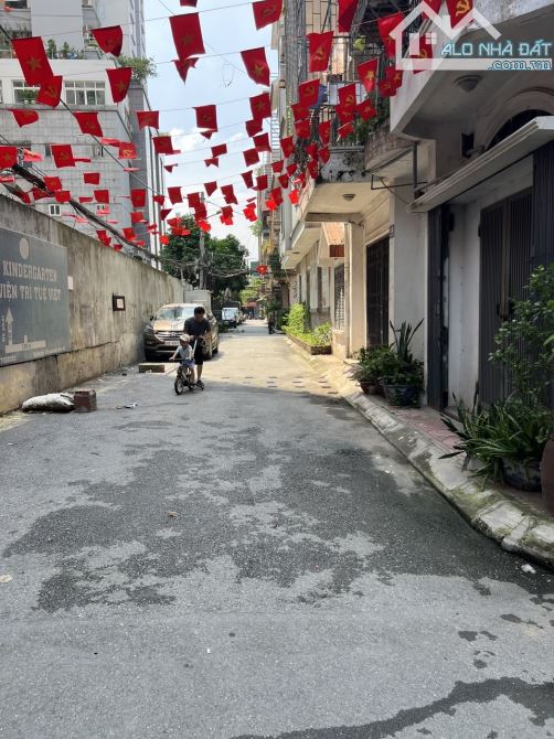 Bán Nhà Phân Lô - Oto - Gần Phố - Hoàng Văn Thái, Thanh Xuân - 46m, 4 Tầng - Nhỉnh 14 Tỷ.