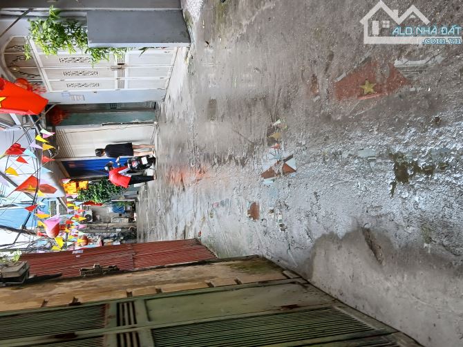 Bán nhà Hồ Tùng Mậu- Phú Diễn DT 35m, MT 5,5m; 8,5 tỷ