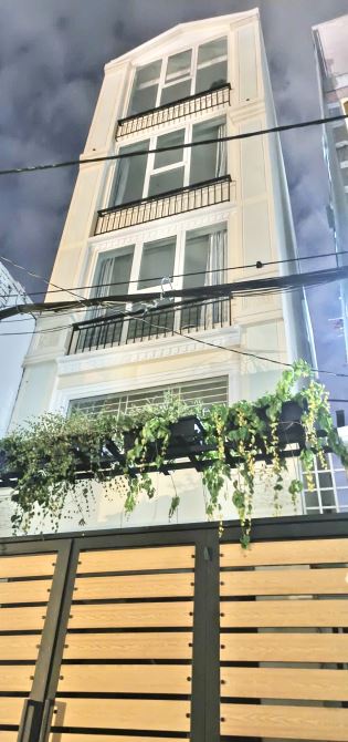 Bán nhà Nguyễn Hữu Cảnh - 118m2, 5 tầng thang máy - Nhỉnh 18 tỷ