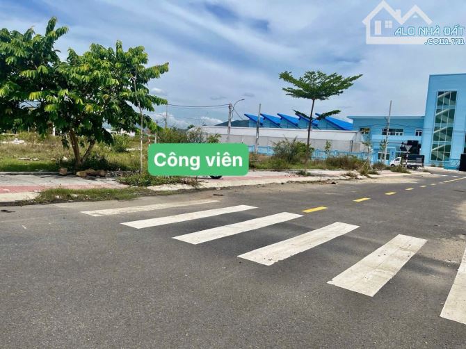Bán đất đẹp view công viên TTTP Nha Trang cách biển chỉ 3km giá chỉ 3,86 tỷ