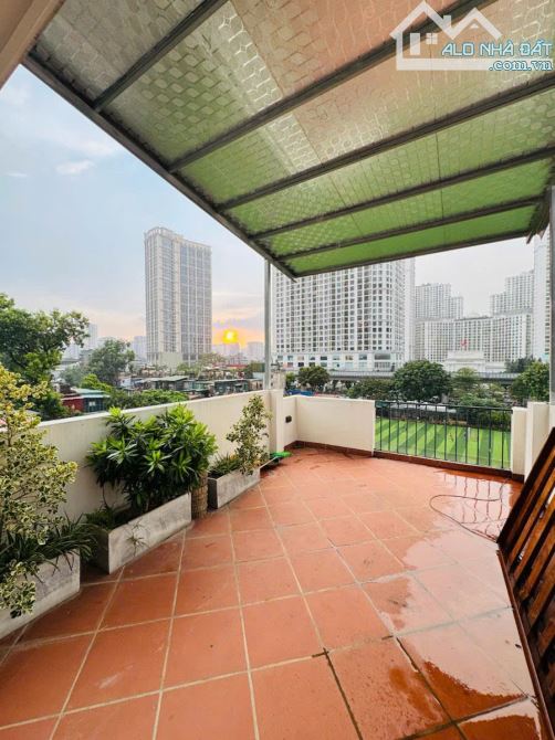 NHÀ ĐẸP_NGUYỄN TRÃI-THANH XUÂN_KINH DOANH_THANG MÁY_VIEW ĐỈNH_NGÕ OTO VF3_7 TẦNG_50M_15 TỶ