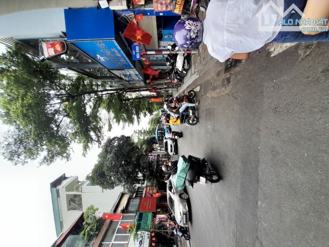 Mới kính koong, phong cách, chủ mới chỉ việc mang vali về ở..