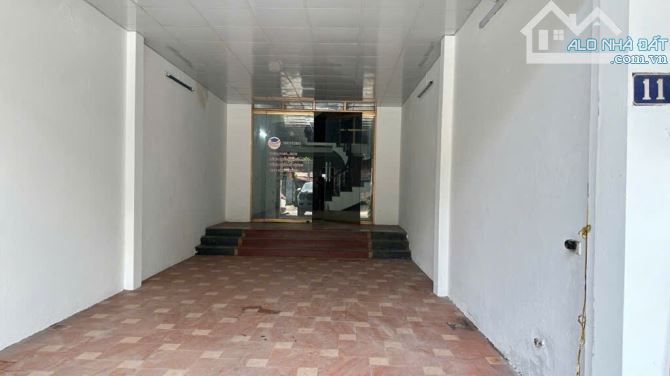 BÁN ĐẤT TẶNG NHÀ 3 TẦNG TRỤC CHÍNH  KINH DOANH QL3 PHÙ LỖ SÓC SƠN DIỆN TÍCH 100M2