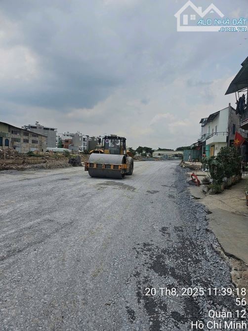 LÔ ĐẤT (5X24) LÔ GÓC 2 MẶT TIỀN SIÊU ĐẸP 12M NGUYỄN VĂN QUÁ, Q12