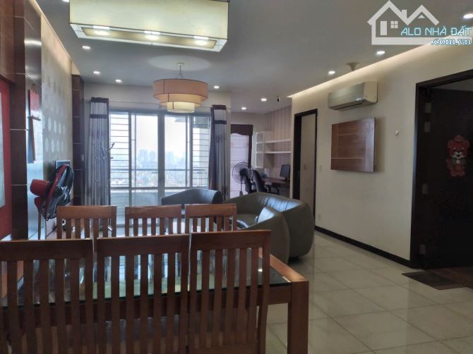 Chính chủ cần cho thuê căn hộ The Everrich 1, quận 11, 113m2