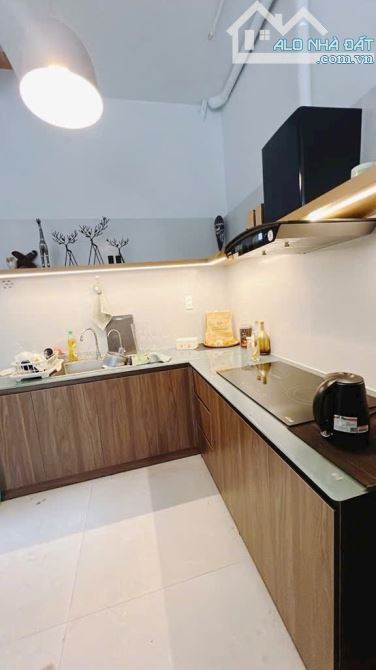 BÁN NHÀ KHU VIP ĐƯỜNG SỐ QUẬN 4 XE HƠI ĐỖ CỬA 3 TẤM DT 4*8 GIÁ 8 TỈ TL VỊ TRÍ XỊN - 10