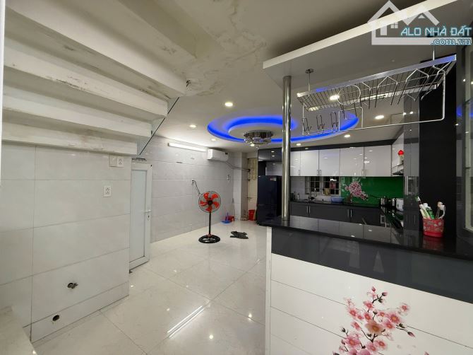 🏡 BÁN NHÀ 4,5 TẦNG MT HỒ TÙNG MẬU – SÁT NGÃ TƯ HOÀNG THỊ LOAN - 10