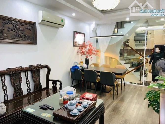 💥ĐỪNG BỎ LỠ: Yên Hòa 42m2, 5T, sát phố, ô tô, đẹp sang, NT sang xịn, mặt ngõ KD - 10