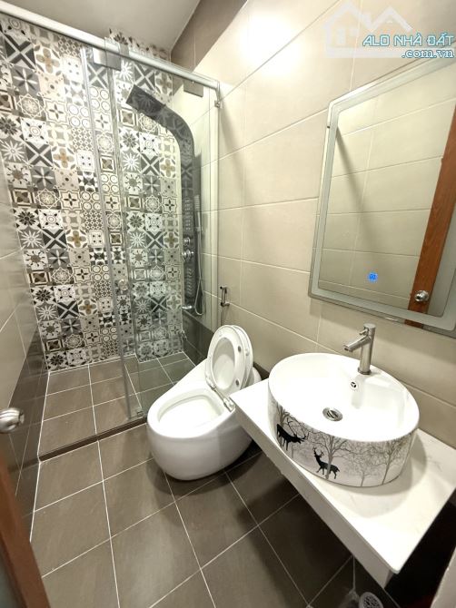🏠📌 BÁN NHÀ BT MỚI ĐẸP 5 TẦNG 4 x 15M HXH FULL NỘI THẤT VỊ TRÍ GẦN CHỢ GÒ XOÀI  GIÁ 7.X T - 11