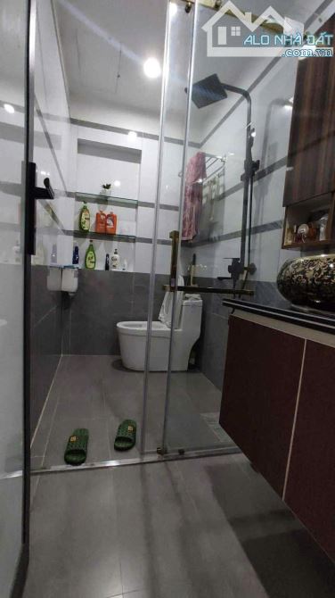 ✨ Siêu phẩm cực hiếm nhà 4 tầng hướng Đông Nam TĐC Xi Măng – Hồng Bàng ✨ - 11