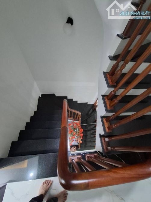 🏡 BÁN NHÀ PHỐ NGUYỄN KHOÁI – 50M² -NGÕ 3 GÁC- 2 MẶT THOÁNG-Ở NGAY– 4 TẦNG – GIÁ 7.85 TỶ - 11