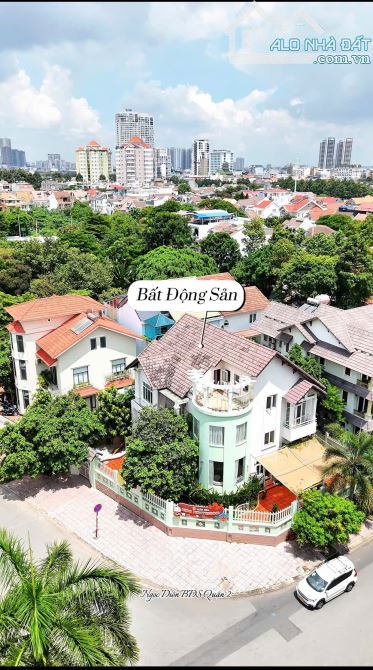 Biệt Thự Hầm 3 Tầng 377m2(20mx20m) Góc 2 Mặt Tiền Dương Văn APAK,Quận 2 - 1