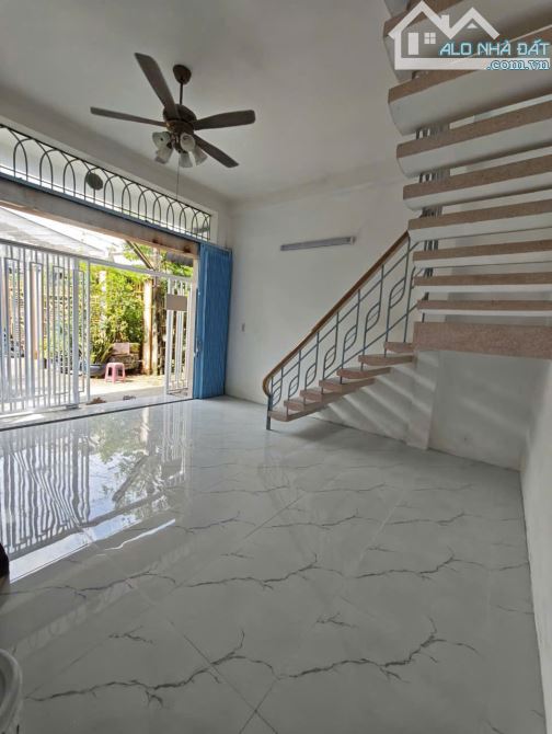 Cho thuê nhà 7 triệu 2 phòng ngủ gần Vincom Hùng Vương - 1