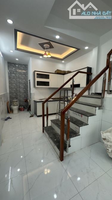 Khó Tìm Đẹp Mặt Tiền KDC Tiện KD Kèm DT Chuẩn Trệt+Lầu Giá Nhỉnh 5Đồng - 1