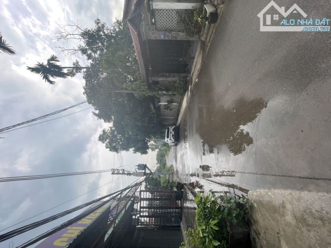 2 Nền Liền Kề , xây kho xưởng  đường xe 10 tấn . Cách Lê Văn Khương 500M - 1