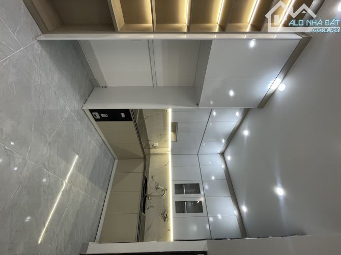MSP: DC02/Hồ Sen  🏠 xây mới tinh còn thơm mùi sơn - 1