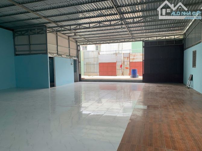 Cho thuê kho xưởng 240m2, 380m2 Thạnh Xuân, Quận 12 - 1