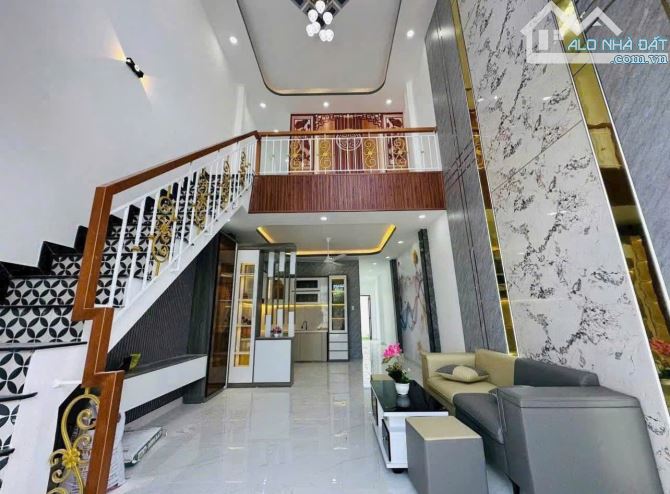 🔥 CHÍNH CHỦ BÁN NHÀ - NHANH TAY – NHÀ 87M² NGANG 5M – SỔ HỒNG RIÊNG – GIÁ 2 TỶ 330 - 1