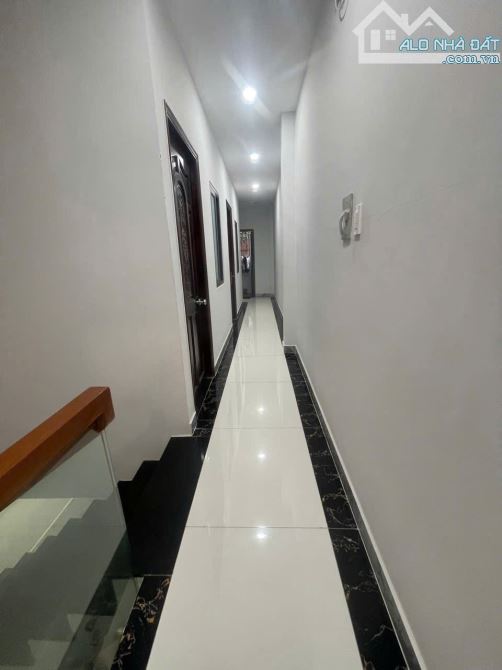 Nhà 2 tầng 4x20m 730 Hương lộ 2 hẻm 8m thông nhỉnh 6 tỷ - 1