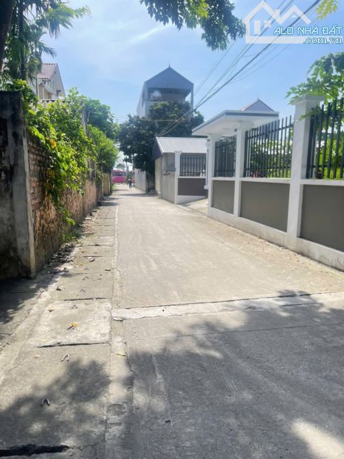 Hang phân lô cực hiếm DT : 600m có 300m tc đường ô tô thông giá nhỉnh 10tr /m - 1