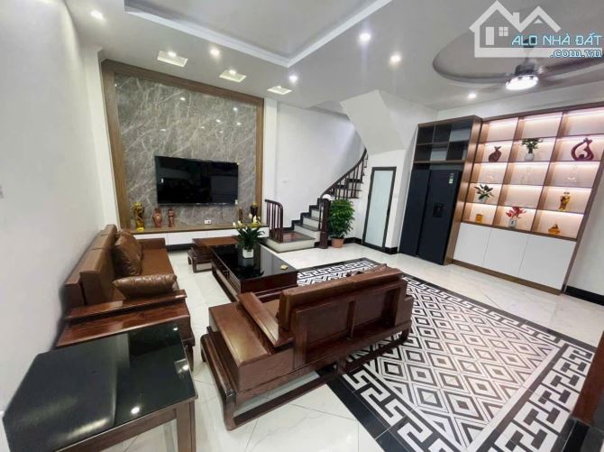 Siêu phẩm Quang Trung Hà Đông, 45m2, 4 tầng, 3 mặt thoáng, ô tô 7 chỗ vào tận nơi - 1