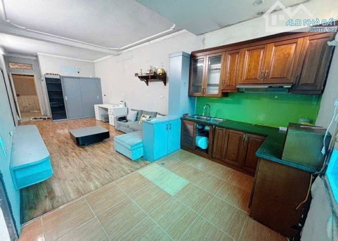 Hiếm Bán - Ô Tô - Tập thể Đại Học Thuỷ Lợi - Đống Đa - Dt :75m2/2PN*nhỉnh 4 tỷ - 1